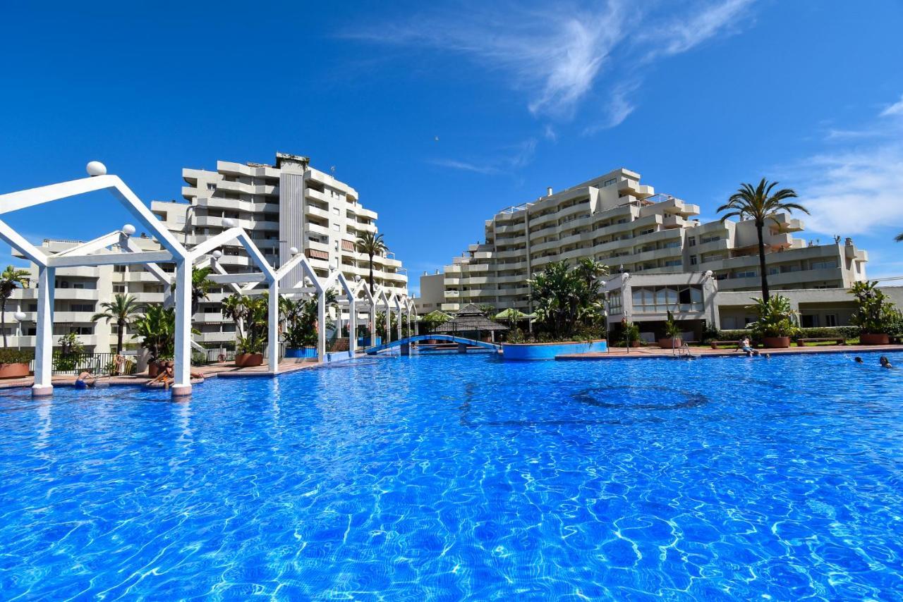 Benal Beach, Luxury Sea & Mountain View Beachside 1 Bedroom Apartment Benalmádena Zewnętrze zdjęcie