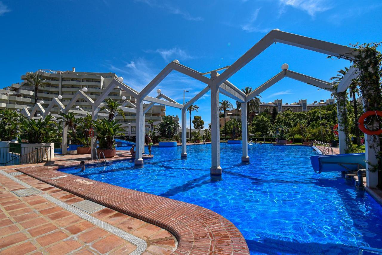 Benal Beach, Luxury Sea & Mountain View Beachside 1 Bedroom Apartment Benalmádena Zewnętrze zdjęcie